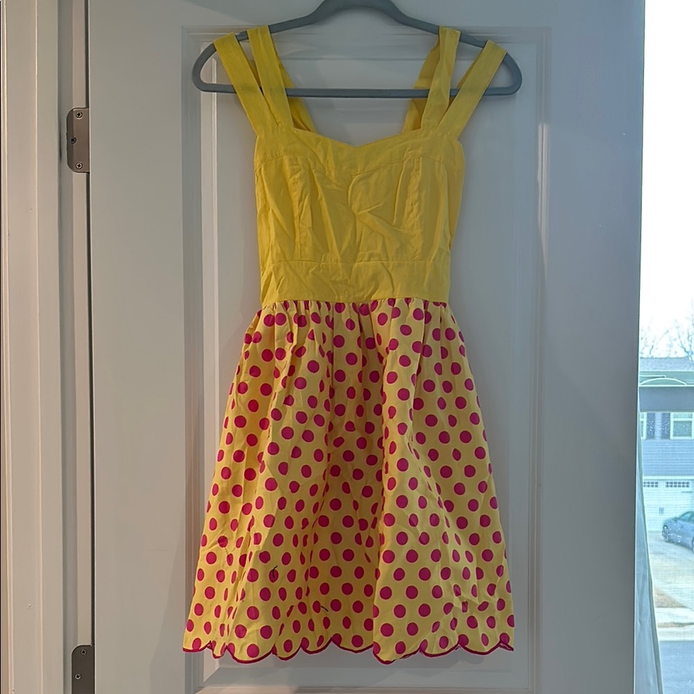 Yellow and Pink Sleeveless Sundress with Sweetheart Neckline